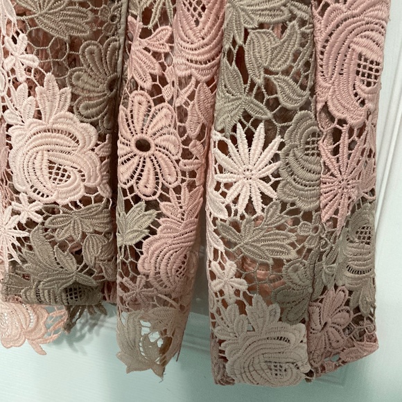 LACE ZiP UP JACKET.  MAUVE, PINK AND TAUPE IN COLOR. XL. - Picture 8 of 9